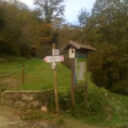 Casa Storica A 10' Dal Treno E 15' Dai Traghetti Holiday home *