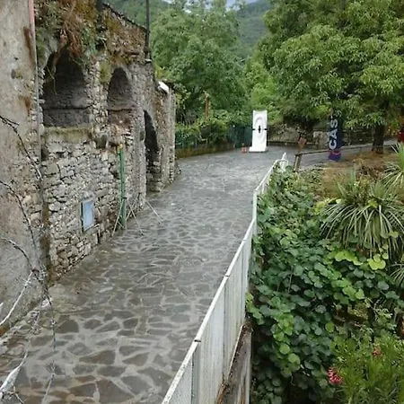 Holiday home Casa Storica A 10' Dal Treno E 15' Dai Traghetti *